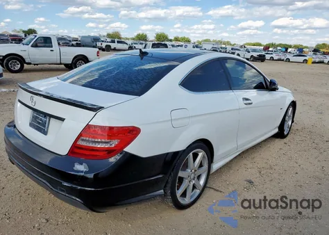 2013 Mercedes-Benz C 250 from USA, damaged, VIN WDDGJ4HB7DG011248